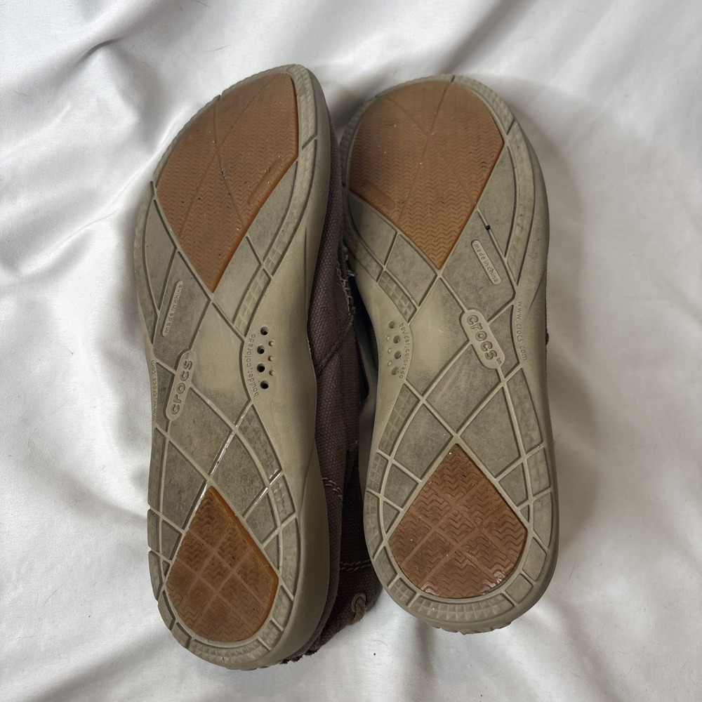 Crocs Walu Slip On Men 12 Canvas Brown Loafer Comfort Casual Shoes Beach Coastal - Picture 7 of 9